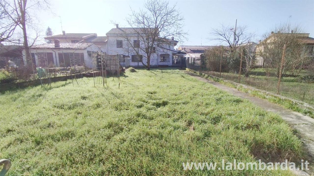 3غرفة منزل في Suardi, Italy رقم 138615