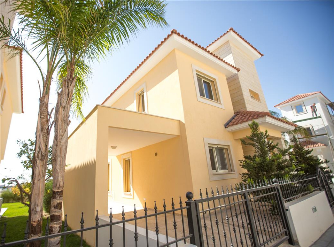 Villa de 3 dormitorios en Limassol, Cyprus No. 97583