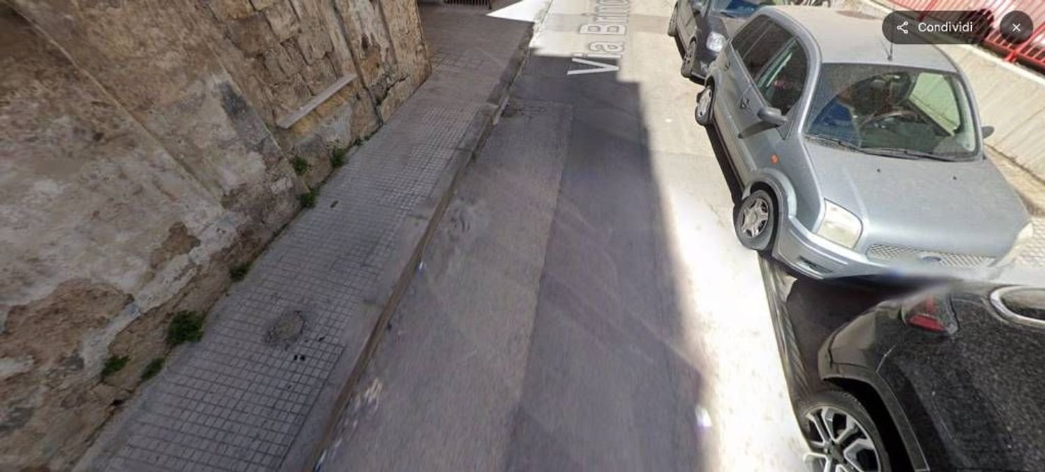 4-Zimmer Wohnung in Taranto, Italy, Nr. 187540