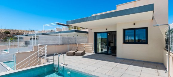 5 bedrooms House in San Miguel de Salinas, Spain No. 59067 7