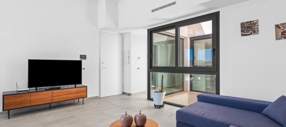 5 bedrooms House in San Miguel de Salinas, Spain No. 59067 11