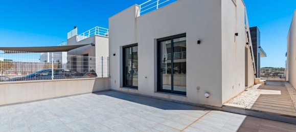 5 bedrooms House in San Miguel de Salinas, Spain No. 59067 5