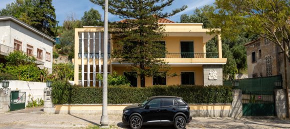 6 bedrooms Villa in Lisbon, Portugal No. 160537 2