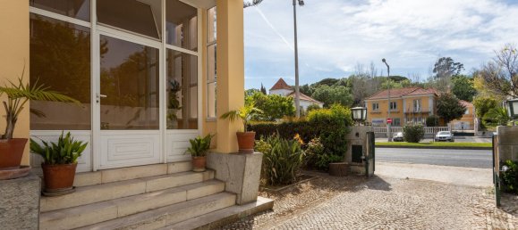 6 bedrooms Villa in Lisbon, Portugal No. 160537 3