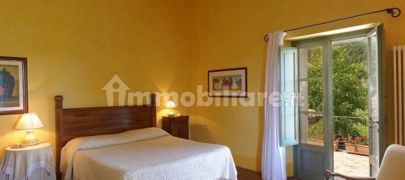 Дом с 6 спальнями в Четона, Италия № 148454 2