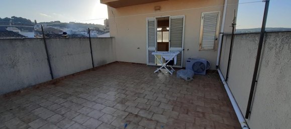 Дом с 6 комнатами в Каникаттини Баньи, Италия № 38659 57