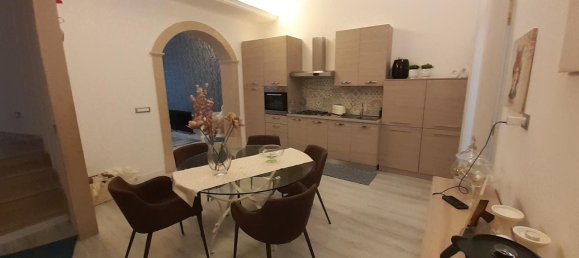 Дом с 6 комнатами в Каникаттини Баньи, Италия № 38659 8