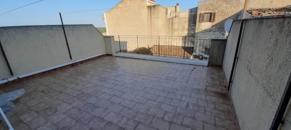 Дом с 6 комнатами в Каникаттини Баньи, Италия № 38659 53