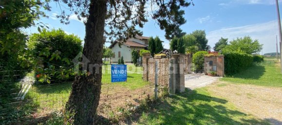4 bedrooms Villa in Ferrara, Italy No. 124005 31