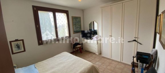 4 bedrooms Villa in Ferrara, Italy No. 124005 10