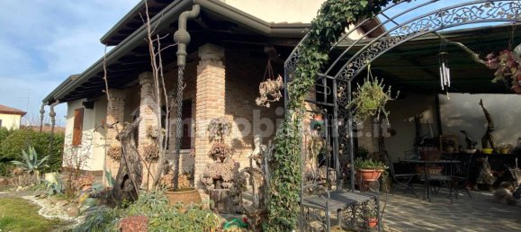 4 bedrooms Villa in Ferrara, Italy No. 124005 26
