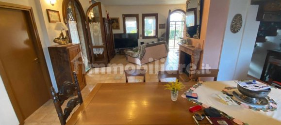 4 bedrooms Villa in Ferrara, Italy No. 124005 36