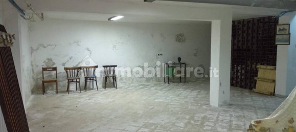 Edifício de 5 divisões em Bari, Italy N.º 358448 50