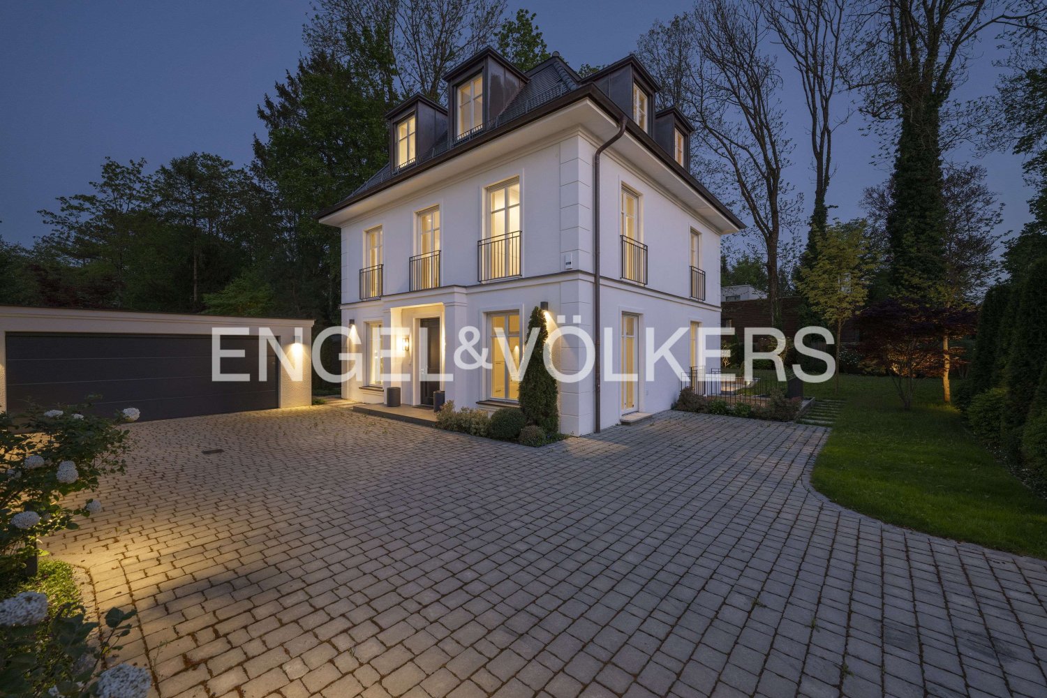 Вилла с 5 спальнями в Мюнхен, Германия № 148167