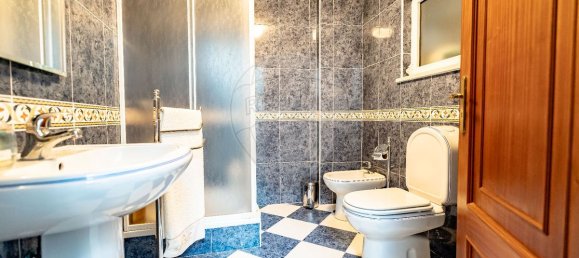 Casa de 4 dormitorios en Arrifana, Portugal No. 161920 7