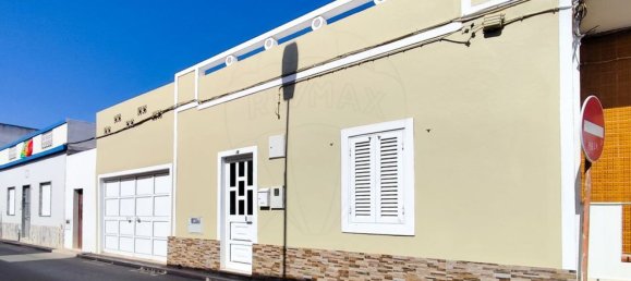 3 bedrooms House in Quarteira, Portugal No. 175175 3