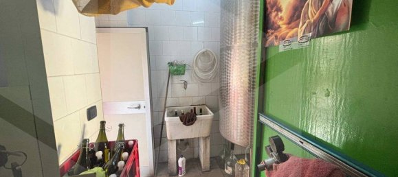 1-Zimmer Gewerbliche Immobilie in Pomigliano d'Arco, Italy, Nr. 25374 8