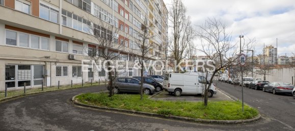 2 bedrooms Apartment in Lisbon, Portugal No. 12595 49