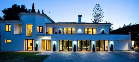 8 Schlafzimmer Villa in Marbella, Spain, Nr. 117822 30