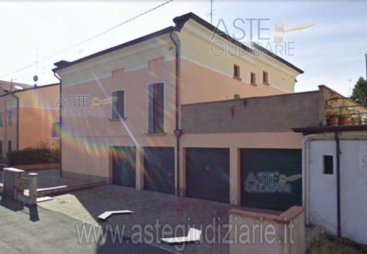 Квартира с 2 комнатами в Мирандола, Италия № 68811