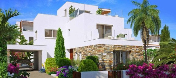 4 dormitorios villa en venta en Paphos, Cyprus № 25435 2