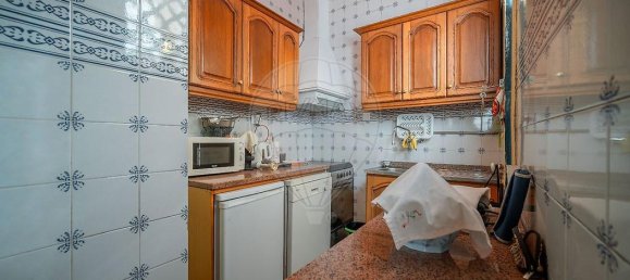 2 bedrooms House in Porto, Portugal No. 41877 3