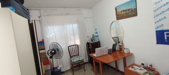 Apartamento de 3 dormitorios en Zaragoza, Spain No. 133842 4