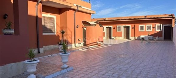 Hotel en Noto, Italy 210 m² No. 357014 40