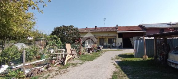 3 bedrooms House in Vigone, Italy No. 329621 25