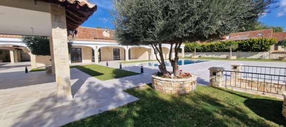 Villa T6 em Souni–Zanatzia, Cyprus N.º 17160 17