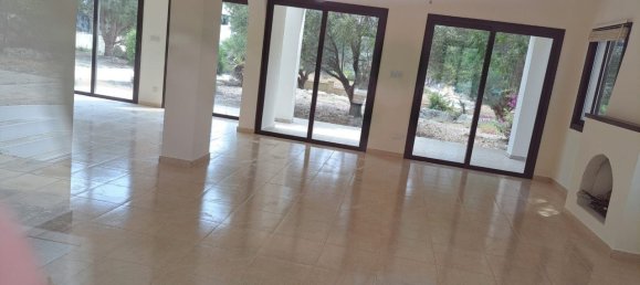 3 Schlafzimmer Haus in Kouklia, Cyprus, Nr. 9608 10