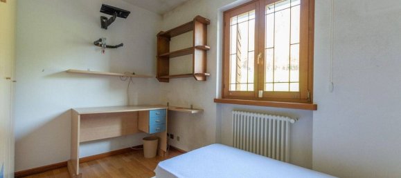 3 bedrooms Villa in Cesiomaggiore, Italy No. 283765 11