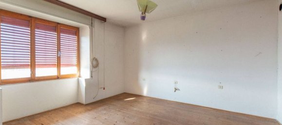 3 bedrooms Villa in Cesiomaggiore, Italy No. 283765 34