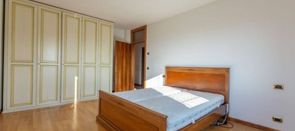 3 bedrooms Villa in Cesiomaggiore, Italy No. 283765 9