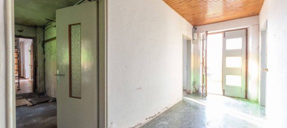 3 bedrooms Villa in Cesiomaggiore, Italy No. 283765 25