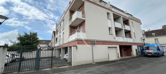 1 chambre Appartement à Château-Renault, France No. 241666 5