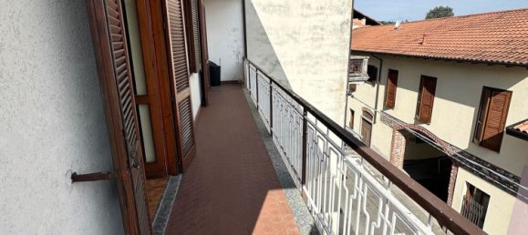 3 bedrooms Apartment in Borgo Ticino, Italy No. 325585 11