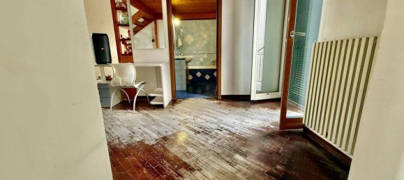 Apartamento de 2 dormitorios en Casoria, Italy No. 327083 15