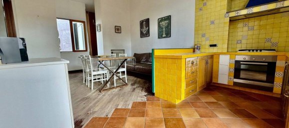 Apartamento de 2 dormitorios en Casoria, Italy No. 327083 11