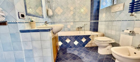 Apartamento de 2 dormitorios en Casoria, Italy No. 327083 21