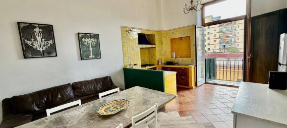 Apartamento de 2 dormitorios en Casoria, Italy No. 327083 10