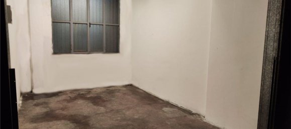  مرآب في Orbassano, Italy 15متر مربع رقم 346740 2