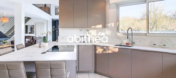 6 bedrooms House in Arras, France No. 297929 8