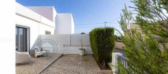 3 bedrooms House in Vila do Bispo, Portugal No. 104954 5