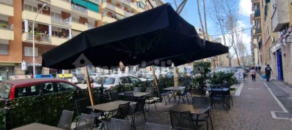 1غرفة عقار تجاري في Rome, Italy رقم 12415 4