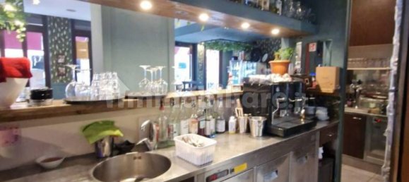 1غرفة عقار تجاري في Rome, Italy رقم 12415 16