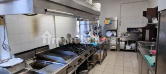 1غرفة عقار تجاري في Rome, Italy رقم 12415 18