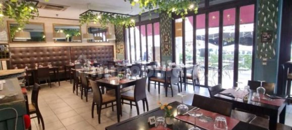 1غرفة عقار تجاري في Rome, Italy رقم 12415 12