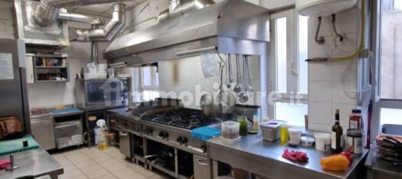 1غرفة عقار تجاري في Rome, Italy رقم 12415 21