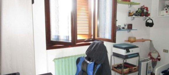 3غرفة شقة في Carate Brianza, Italy رقم 3676 7